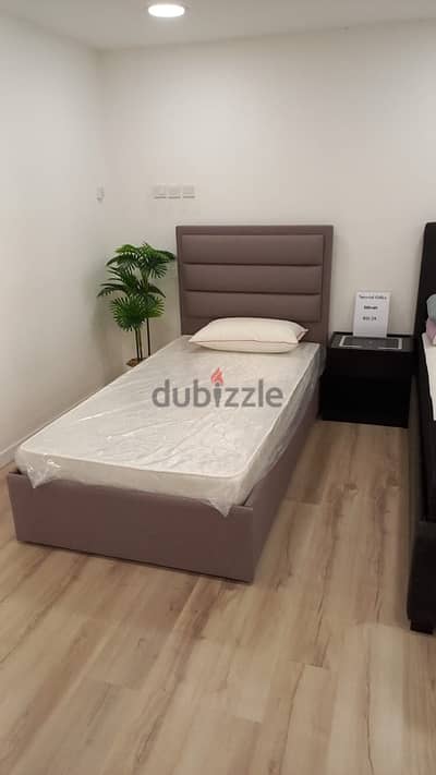 1 month used bed for sale