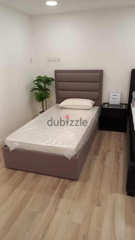 1 month used bed for sale 0