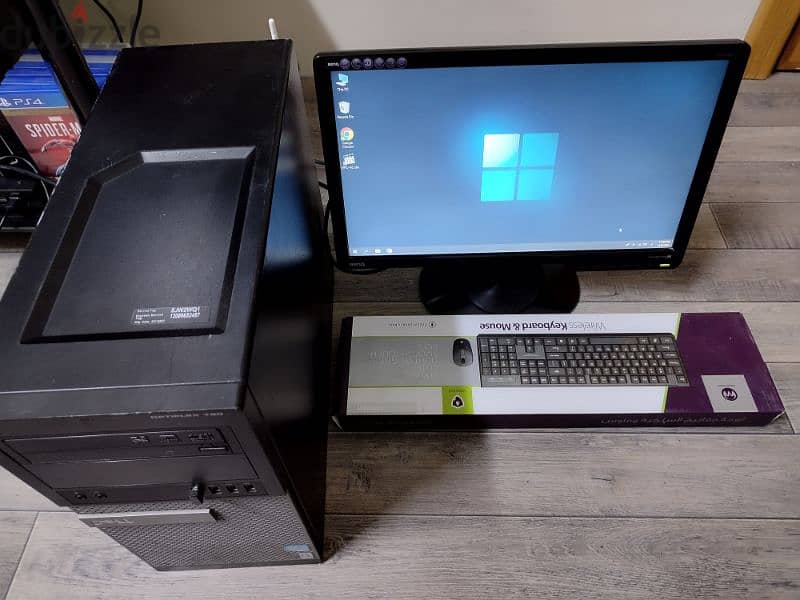 كمبيوتر مكتبي بحالة ممتازه  Dell Optiplex 790 0