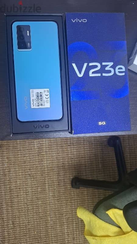 vivo V23e  8+8 ram 128 storage 2