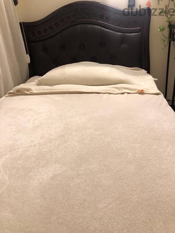 Urgent furnished bed for sell with Matress contact#36457466 3