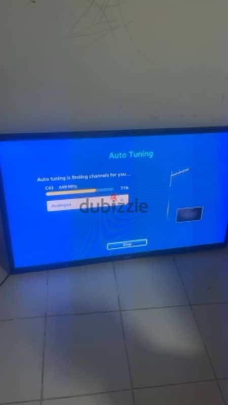 SAMSUNG TV WITH TV STAND 3