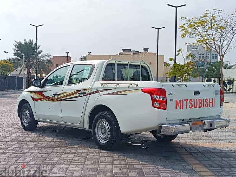 Mitsubishi L200 2018 SINGLE OWNED AGENT SERVICED D/C PICKUP FOR SALE 3