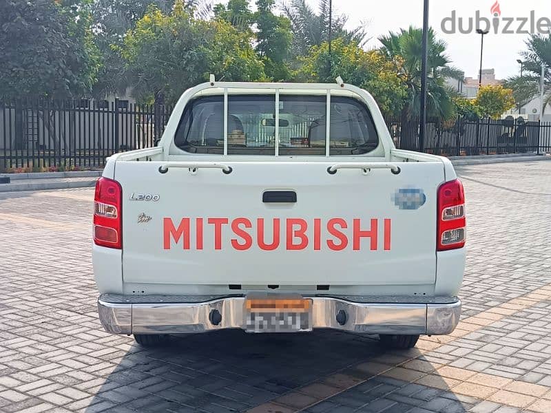 Mitsubishi L200 2018 SINGLE OWNED AGENT SERVICED D/C PICKUP FOR SALE 5