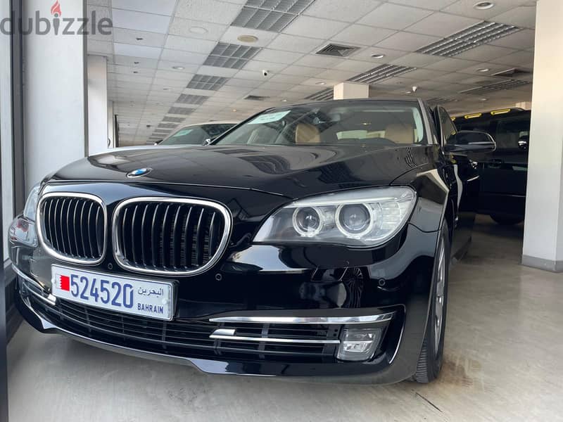 BMW 7-Series 2013 0