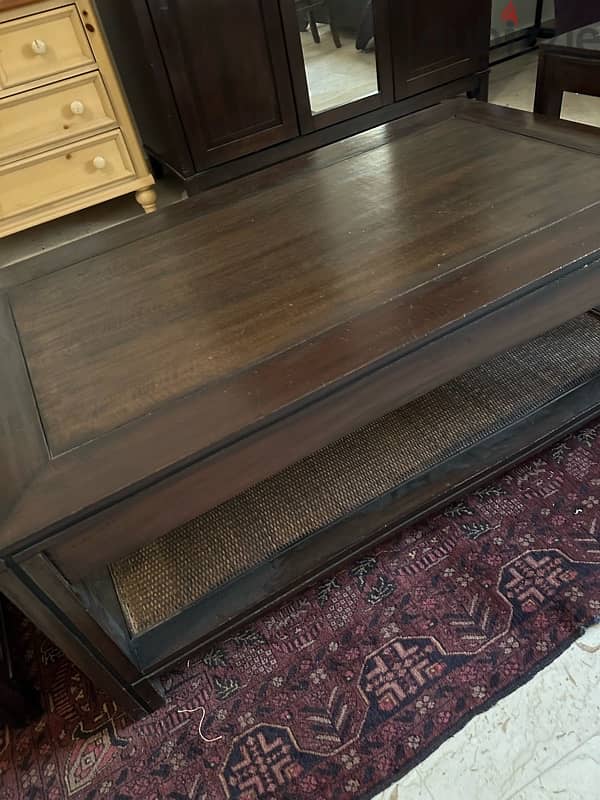 furniture in excellent condition 11