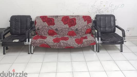 3+1+1 seater sofa and tea table