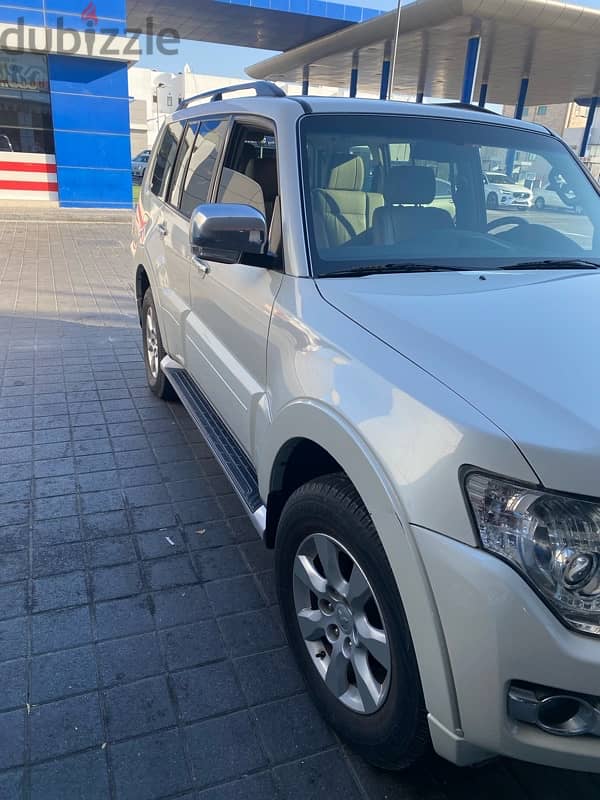 Mitsubishi Pajero 2017 4