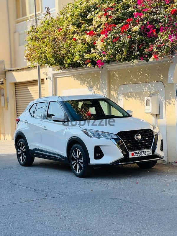 Nissan Kicks 2022 under warranty zero accident 4