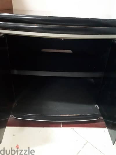 tv table urgent for sale