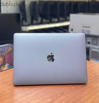 MacBook Pro 2.3 Dual-Core I5 New Condition 8GB RAM 128GB SSD 13 inch