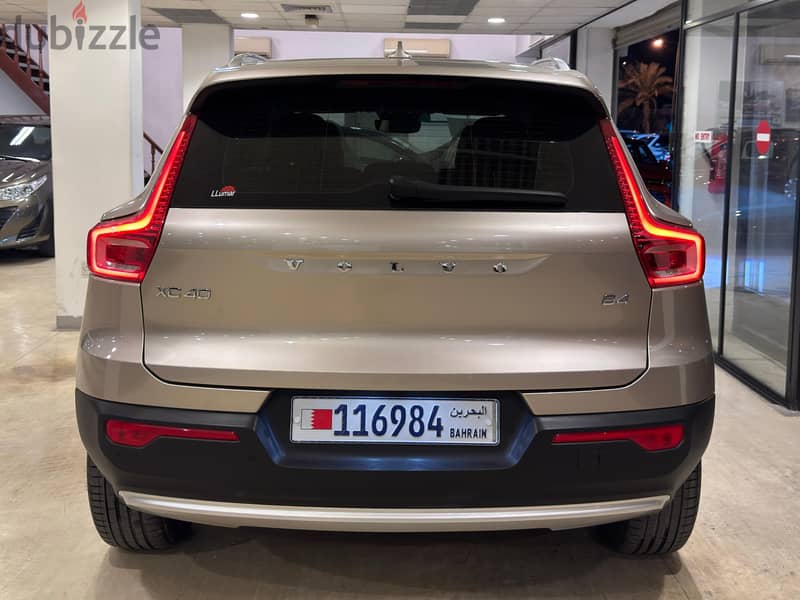 Volvo XC40 2023 13