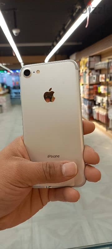 IPHONE 7 ,32GB 2