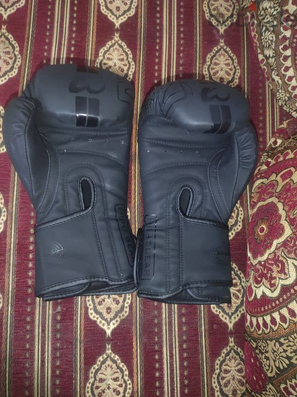 قفاز ملاكمة جديد new boxing gloves 2