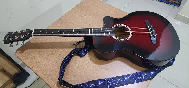 Accoustic Guitar for sale 38 inch at 50 BHD/Used 3 pr 4 times/Like new 4