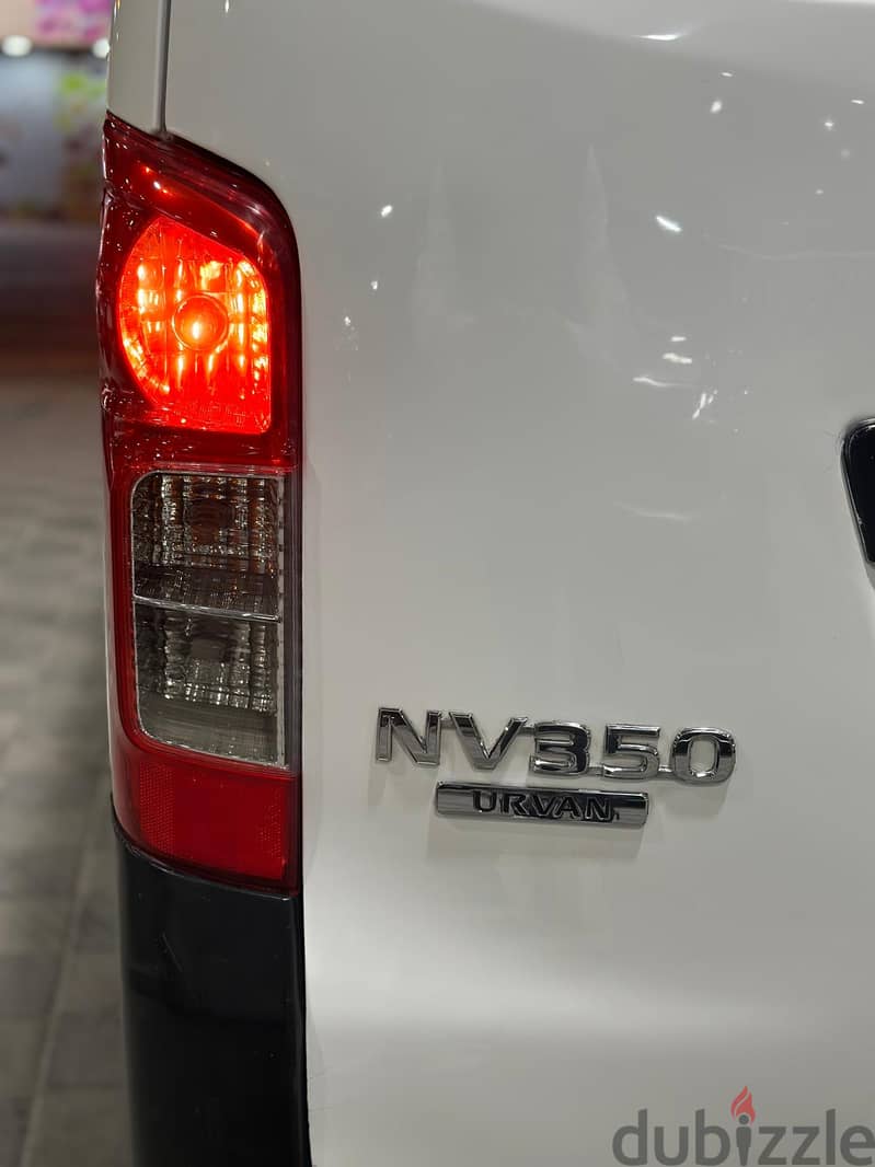 Nissan Navara 2017 URVAN 13