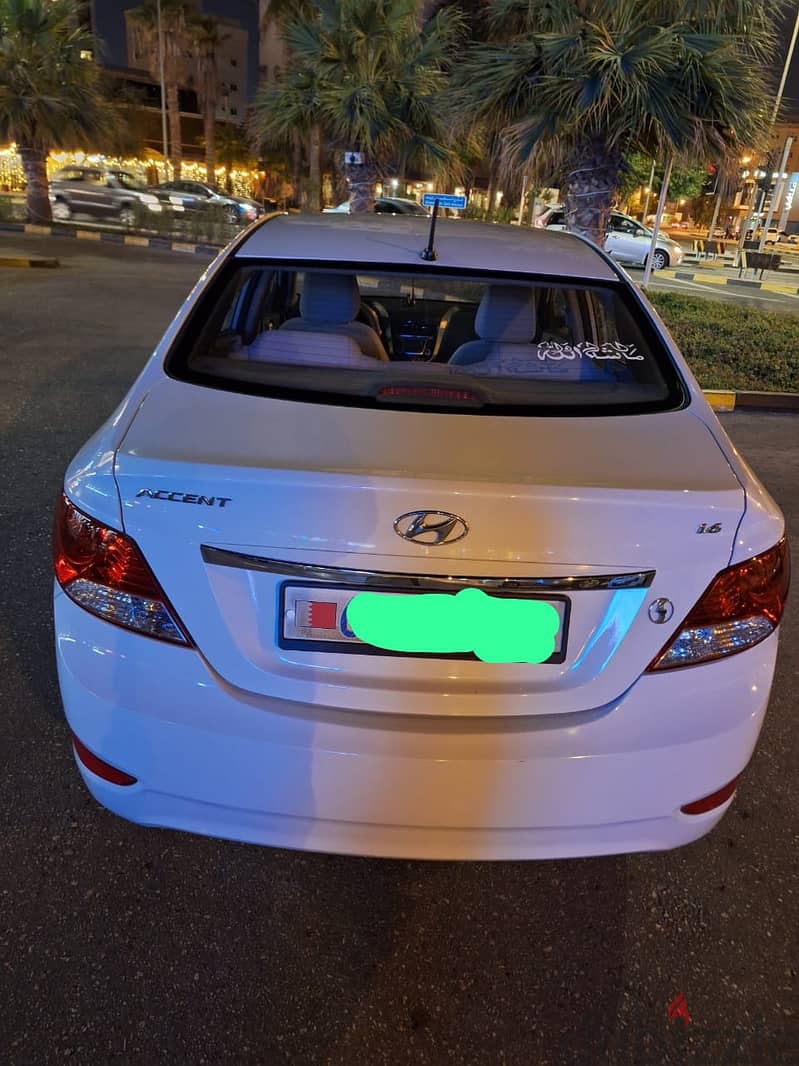 Hyundai Accent 2018  Like New  Very low Mileage Mo: 35908208 6