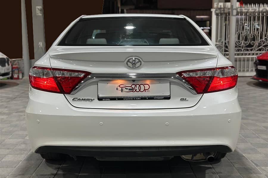 Toyota Camry 2017 GL 11