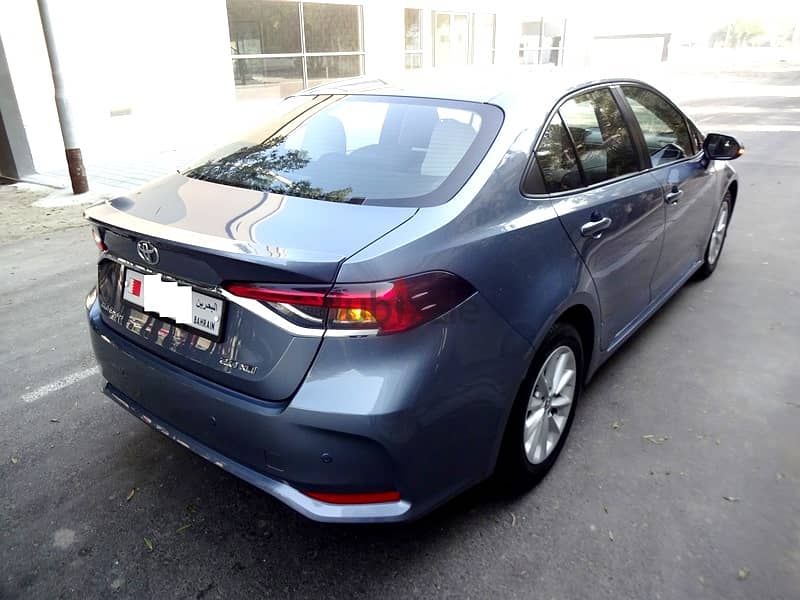 Toyota Corolla 2020 XLI NEW SHAPE SINGLE OWNER FOR SALE 3