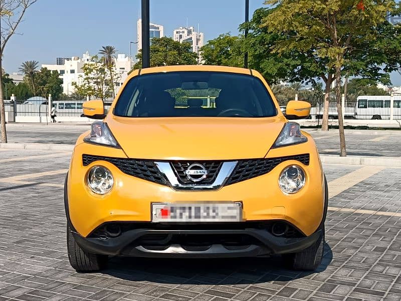 Nissan Juke 2015 1.6L Single Owner Low Mileage Driven Compact SUV Sale 2