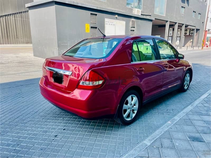 Nissan Tiida 2009 model 2