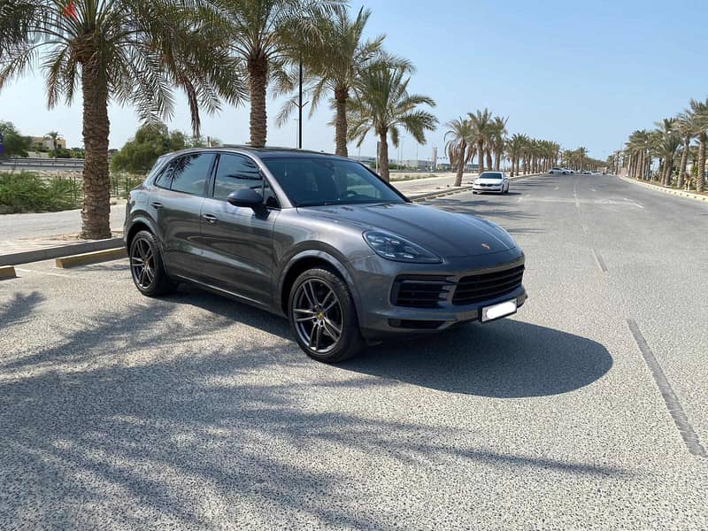 Porsche Cayenne 2019 (Grey) 1