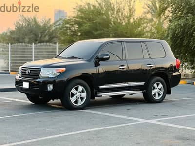 Toyota Land Cruiser 2012 Model Single Owner