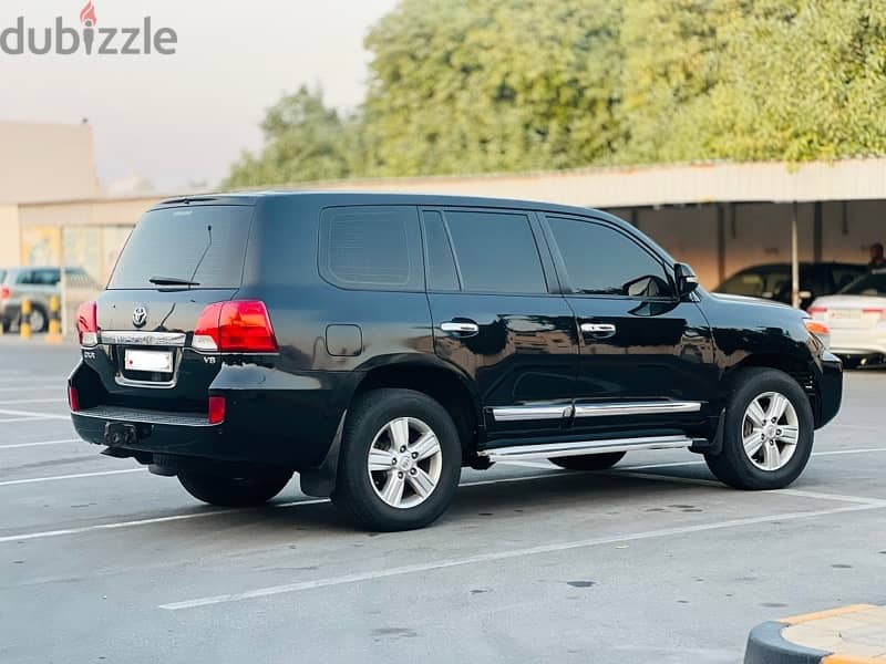 Toyota Land Cruiser 2012 Model Single Owner 5