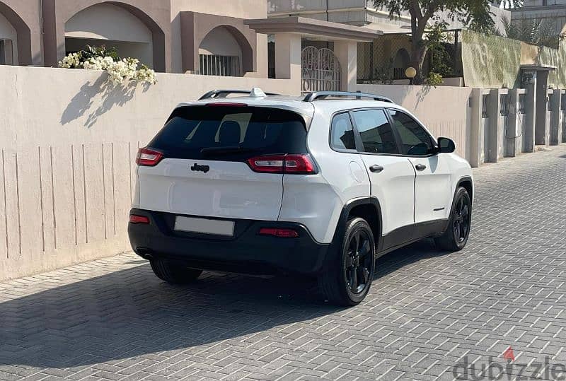 2017 model Single Owner Jeep Cherokee 4