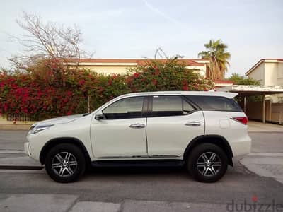 Toyota Fortuner 4X4 Zero Accident Fully Agency Services Very Neat Clea