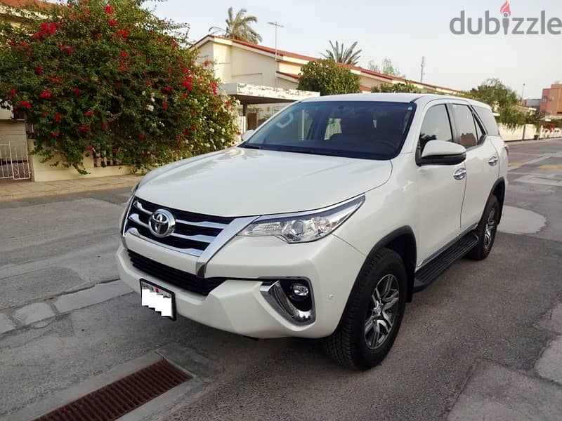 Toyota Fortuner 4X4 Zero Accident Fully Agency Services Very Neat Clea 1