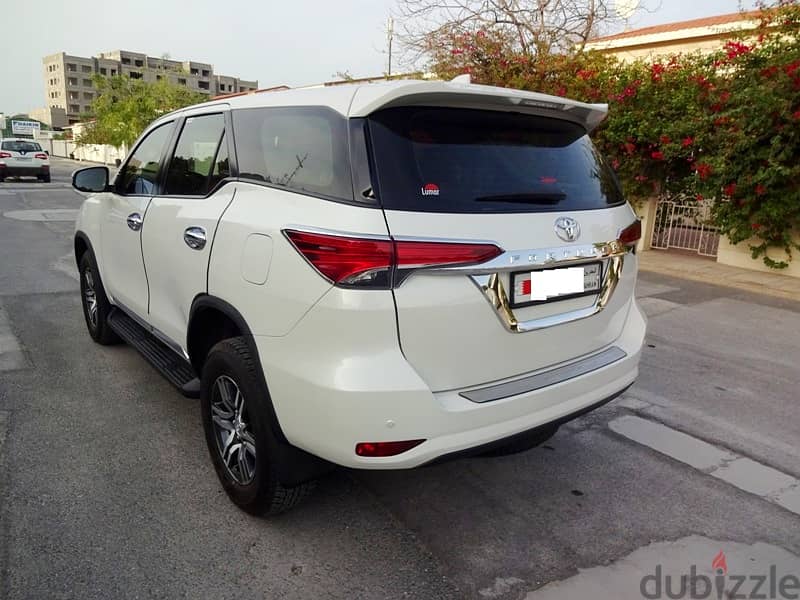 Toyota Fortuner 4X4 Zero Accident Fully Agency Services Very Neat Clea 7