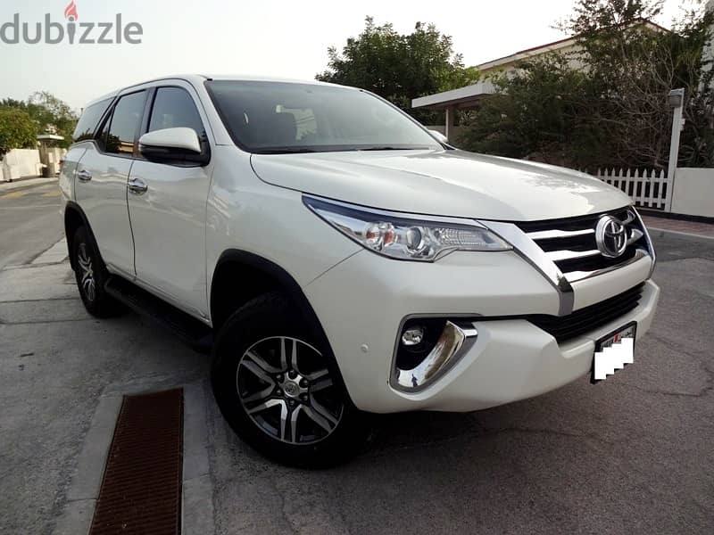 Toyota Fortuner 4X4 Zero Accident Fully Agency Services Very Neat Clea 13