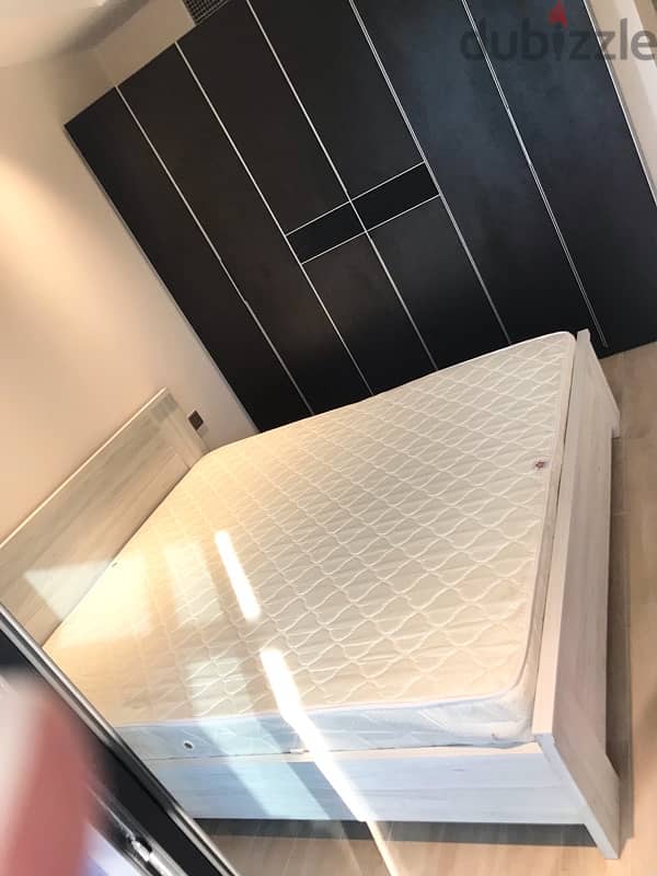 Bedroom for sale 2