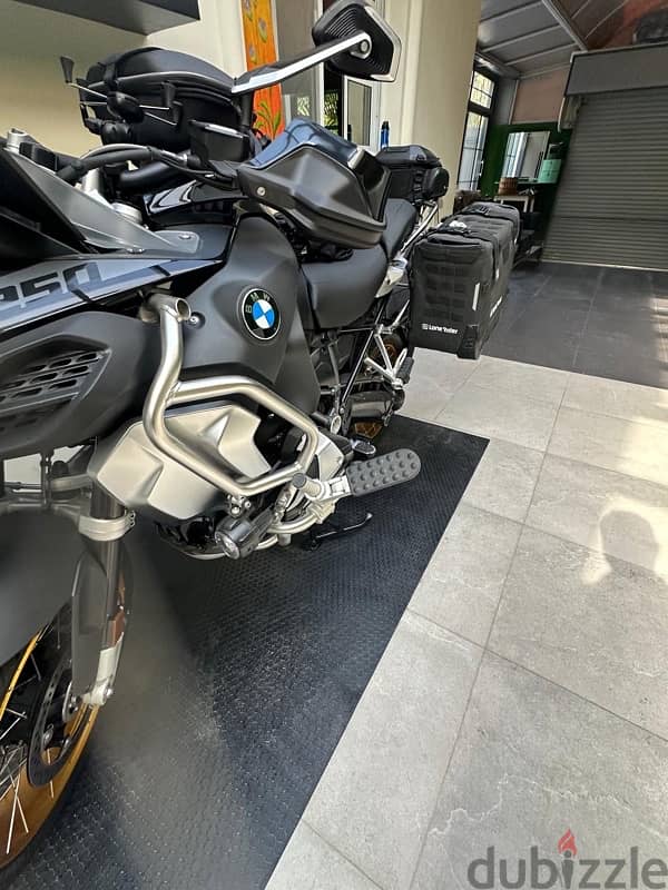 BMW R1250 GSA last edition 1