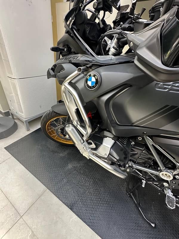 BMW R1250 GSA last edition 4