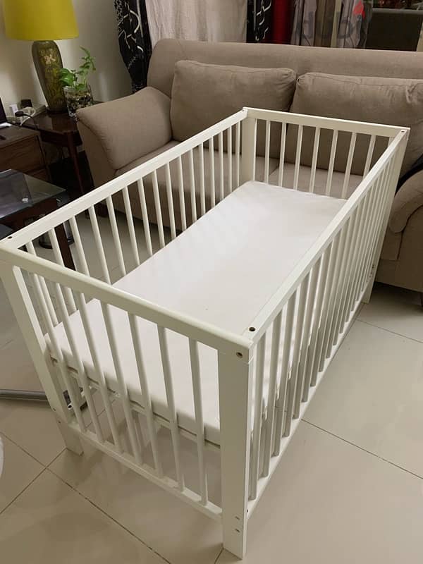 Crib with matress - 120 x 60 CM 1