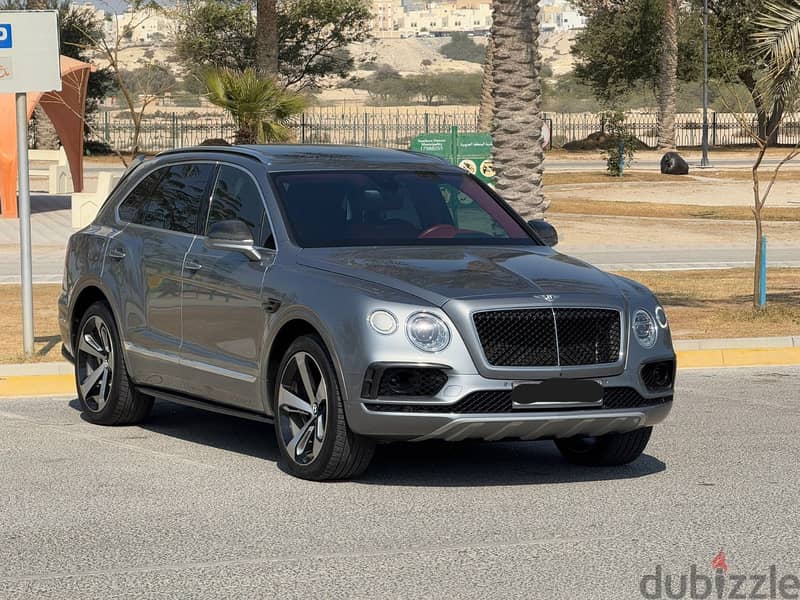 Bentley Bentayga 2018 1