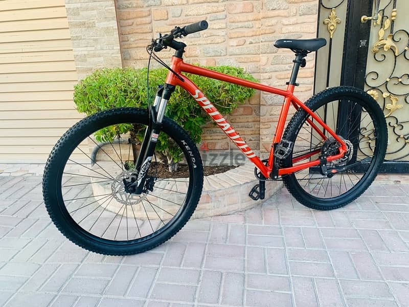 29” Specialized (Equivalent to Trek X caliber) 1