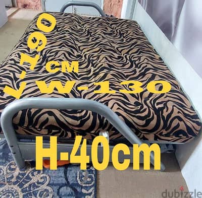 sofacum bed (Metal)