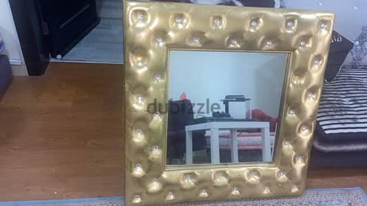 Gold mirror منظرة