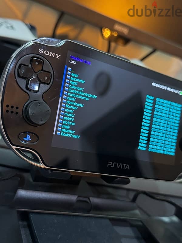 sony psvita 1000 modded 22+ games 2