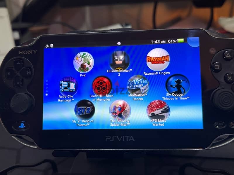 sony psvita 1000 modded 22+ games 5