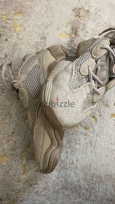 authintic yeezy 500 size US 8 4