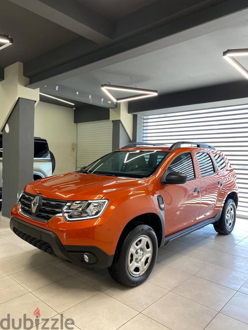 Renault Duster 2023 STANDARD 2