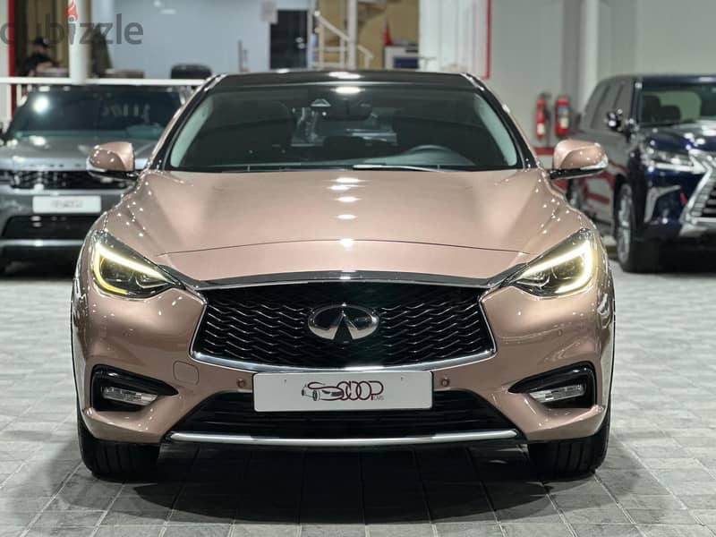 Infiniti Q30 2019 1