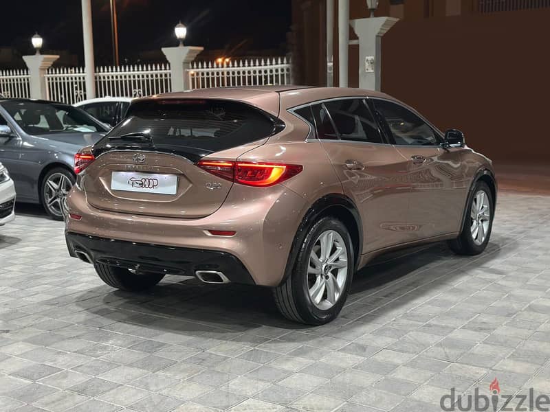 Infiniti Q30 2019 7