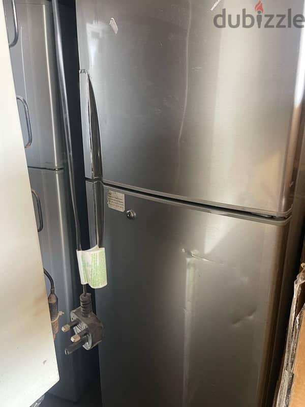 Refrigerator for sale (7 pices Available) 1