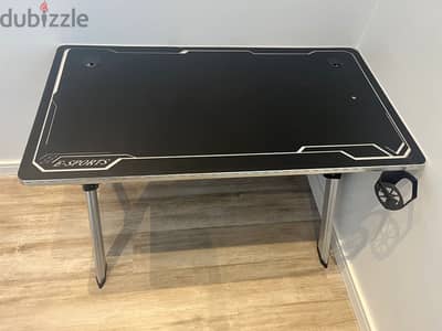 Gaming Table for Sale! - طاولة قايمنق للبيع