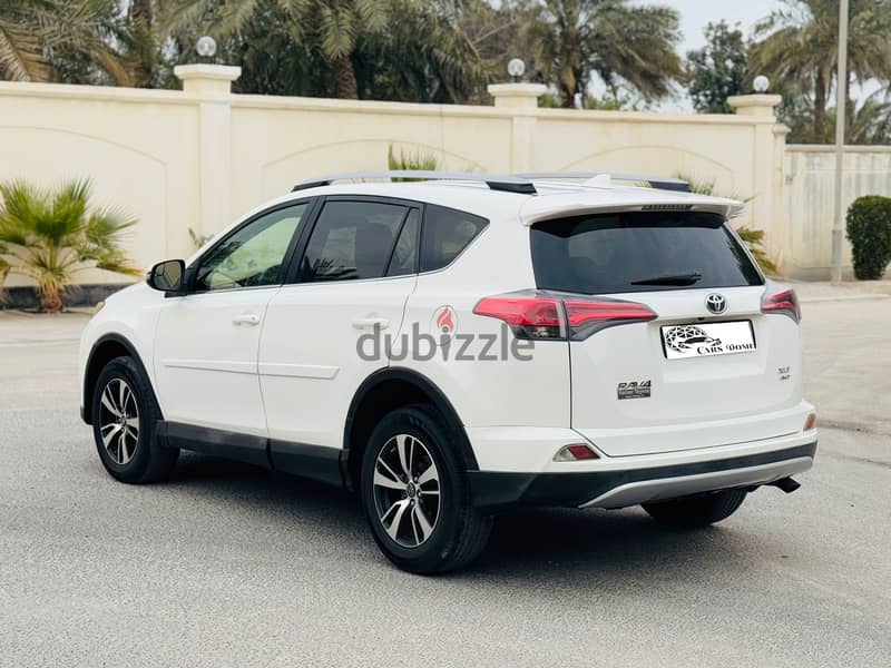 Toyota Rav 4 2017 Full Option With Sunroof 3